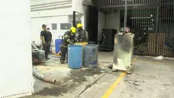 Se Incendia Mueblería con Trabajadores Adentro en Guadalajara